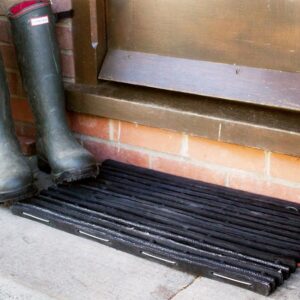 Heavy-Duty Rubber Doormat – Rhino Tyre Recycled – 64 x 38 x 2.5cm – Black – RTM010002