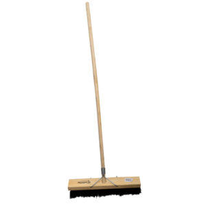 Platform Broom – Complete – Black Coco Fibre – Wooden Handle – 88 Grip – 46cm – Pack of 3 – F3251