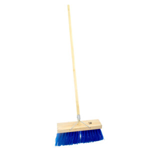 Bass Broom – Complete – Synthetic Fibre – Wooden Handle – 99 Grip – 37.5cm – Pack of 3 – F3154