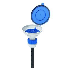 SCAT Funnel with lid “MARCO”, V2.0, S51, PE-HD, with lance (220 mm) and removable sieve