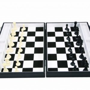 Executive games-chess set in pvc attache case