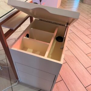 Nail tech side table DEMO