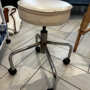 Demo stool #2